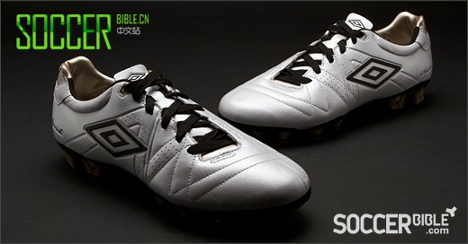 Umbro Speciali 3 Pro Football Boots - White/Black/Pewter