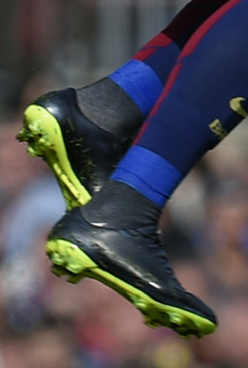 Dani Alves (Barcelona) Nike Mercurial Vapor X