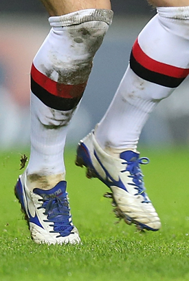 Anthony Kay (MK Dons) Mizuno Morelia Neo