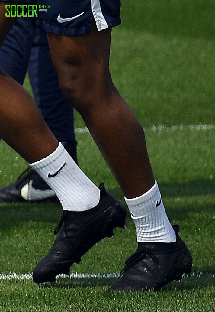 Presnel Kimpembe (Paris Saint-Germain) adidas X16+ PURECHAOS