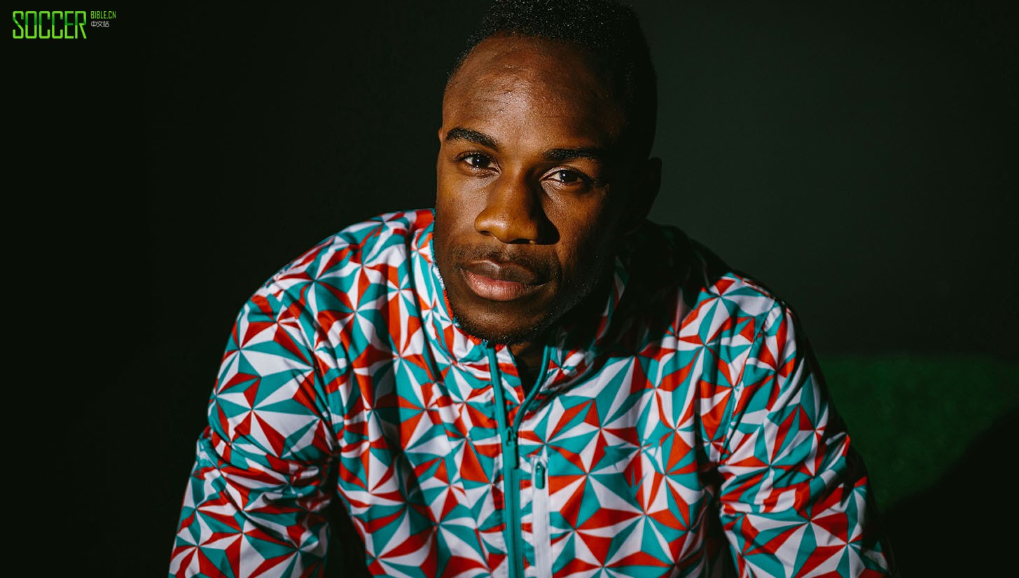 michail-antonio_0005__56a8355_jpg