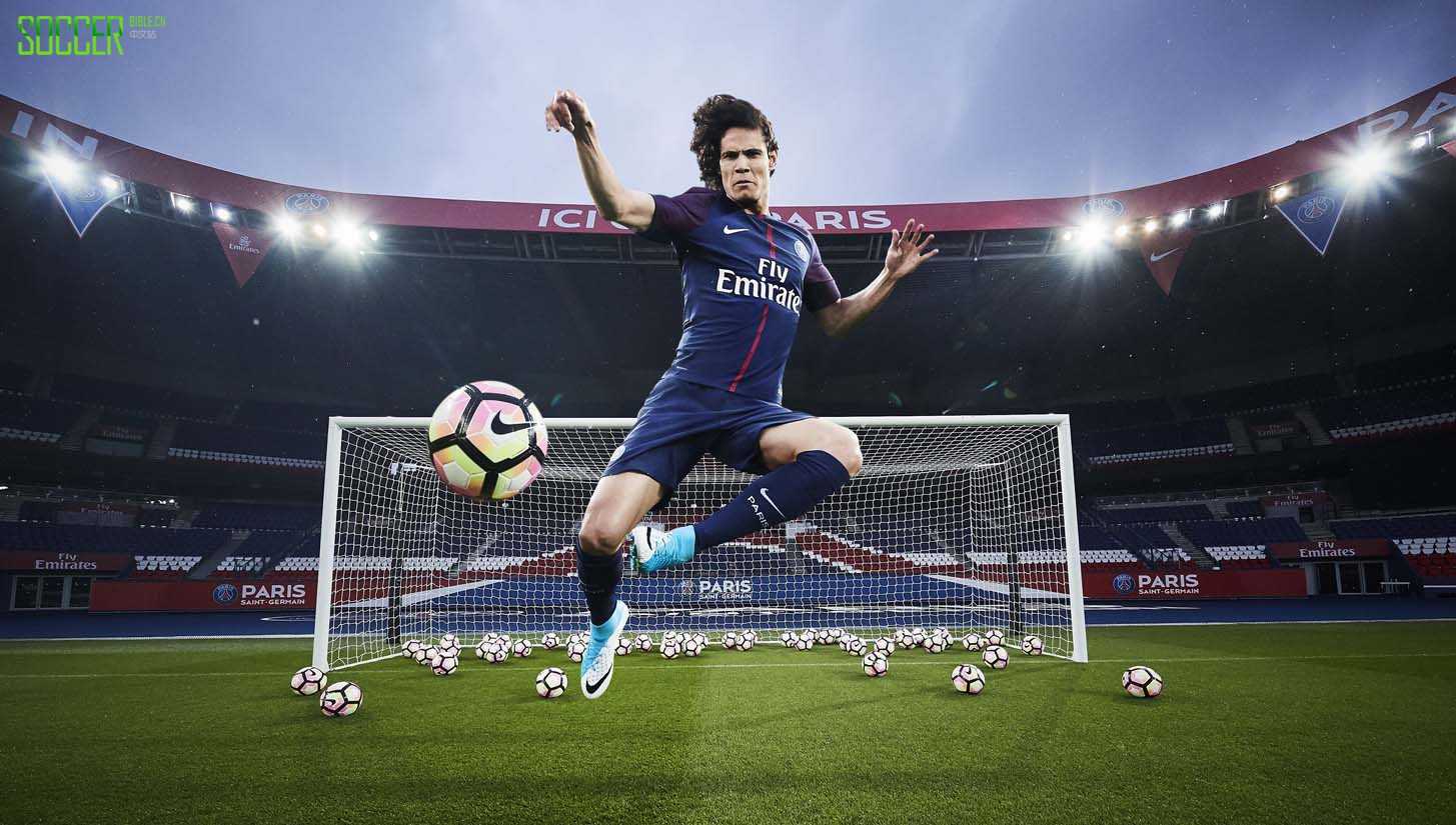 PSG 2017/18 Nike Home Shirt : Football Apparel : Soccer Bible