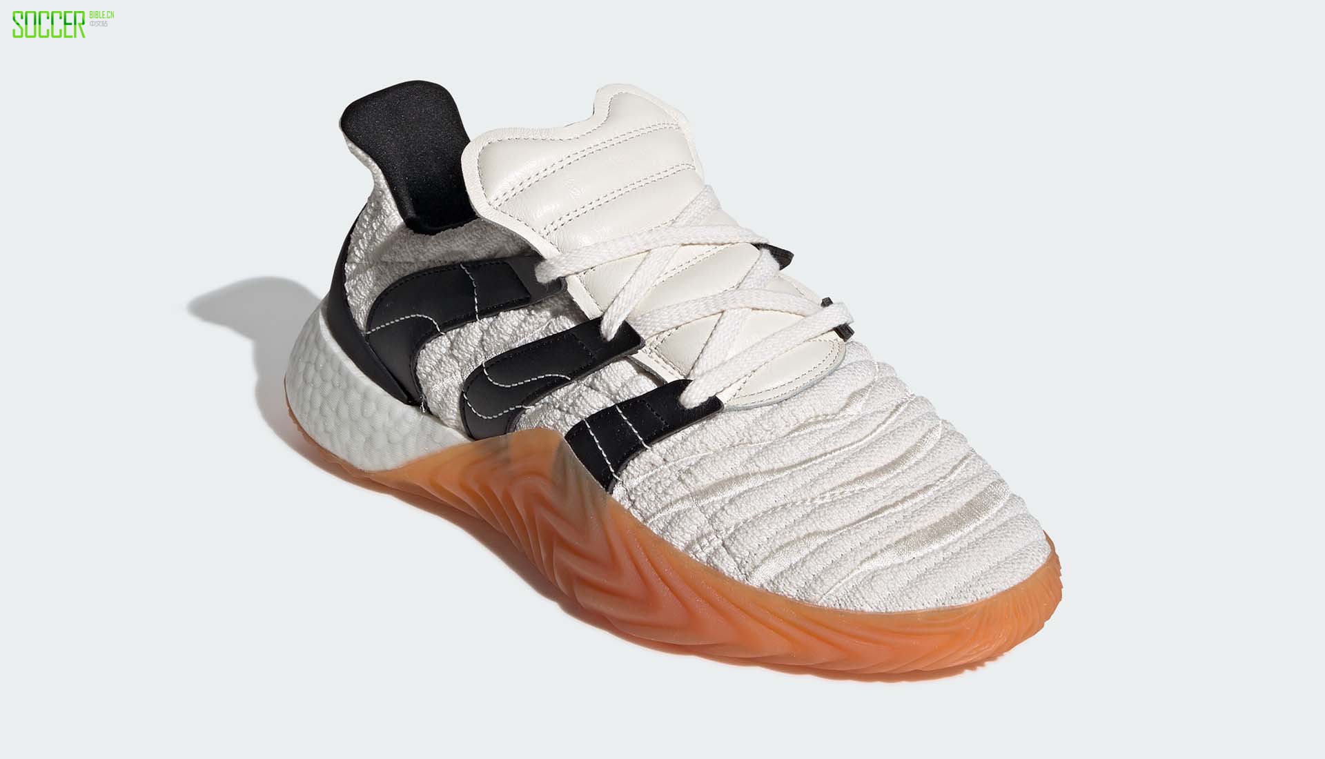 阿迪达斯三叶草推出全新的Sobakov Boost