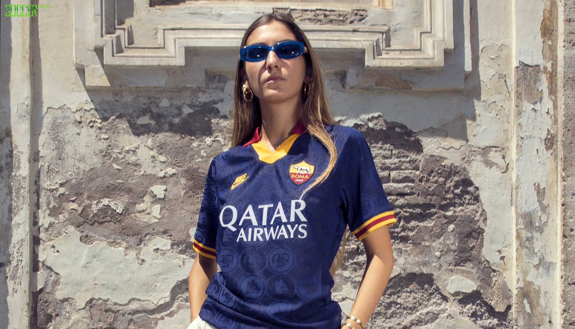 《SoccerBible》评选出的十年前TOP 30球衣